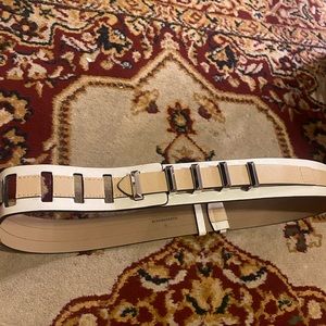 BCBG MaxAzria like new, excellent condition adjustable belt